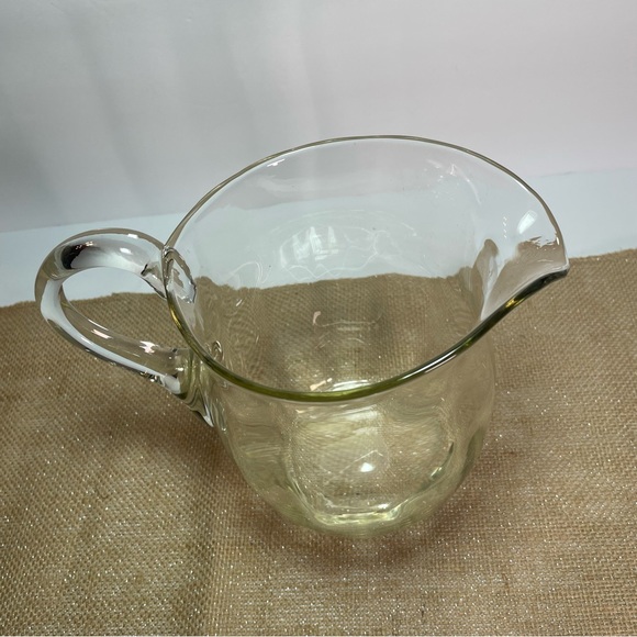Vintage craft glass drink pitcher green hue 1/2 gallon container princess house - Picture 2 of 13